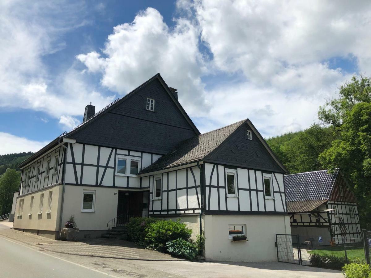 Ferienhof Donner An Der Wenne Эслоэ Экстерьер фото